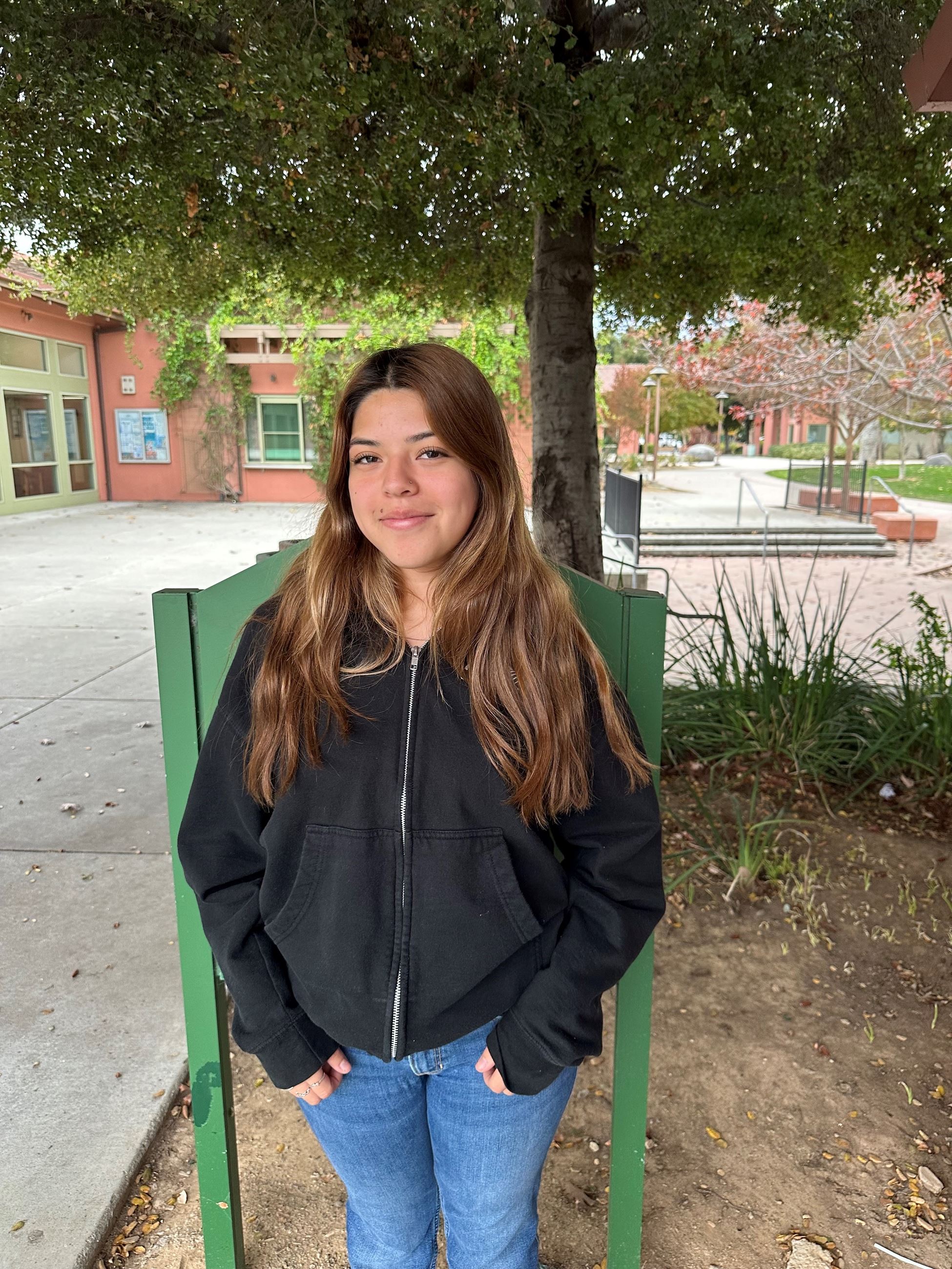 Preschool Teacher Yureyni